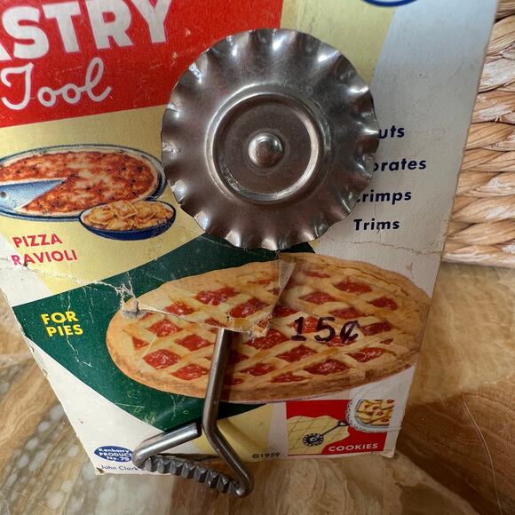 Cookie & Pastry Tool: 1959 - Picture 2 of 5